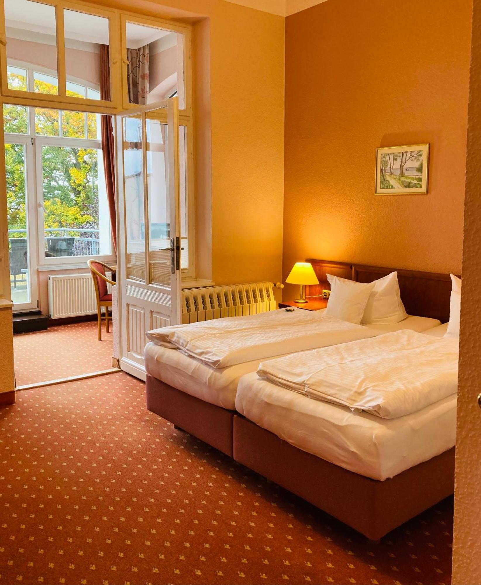 Hotel Germania Херингсдорф Экстерьер фото