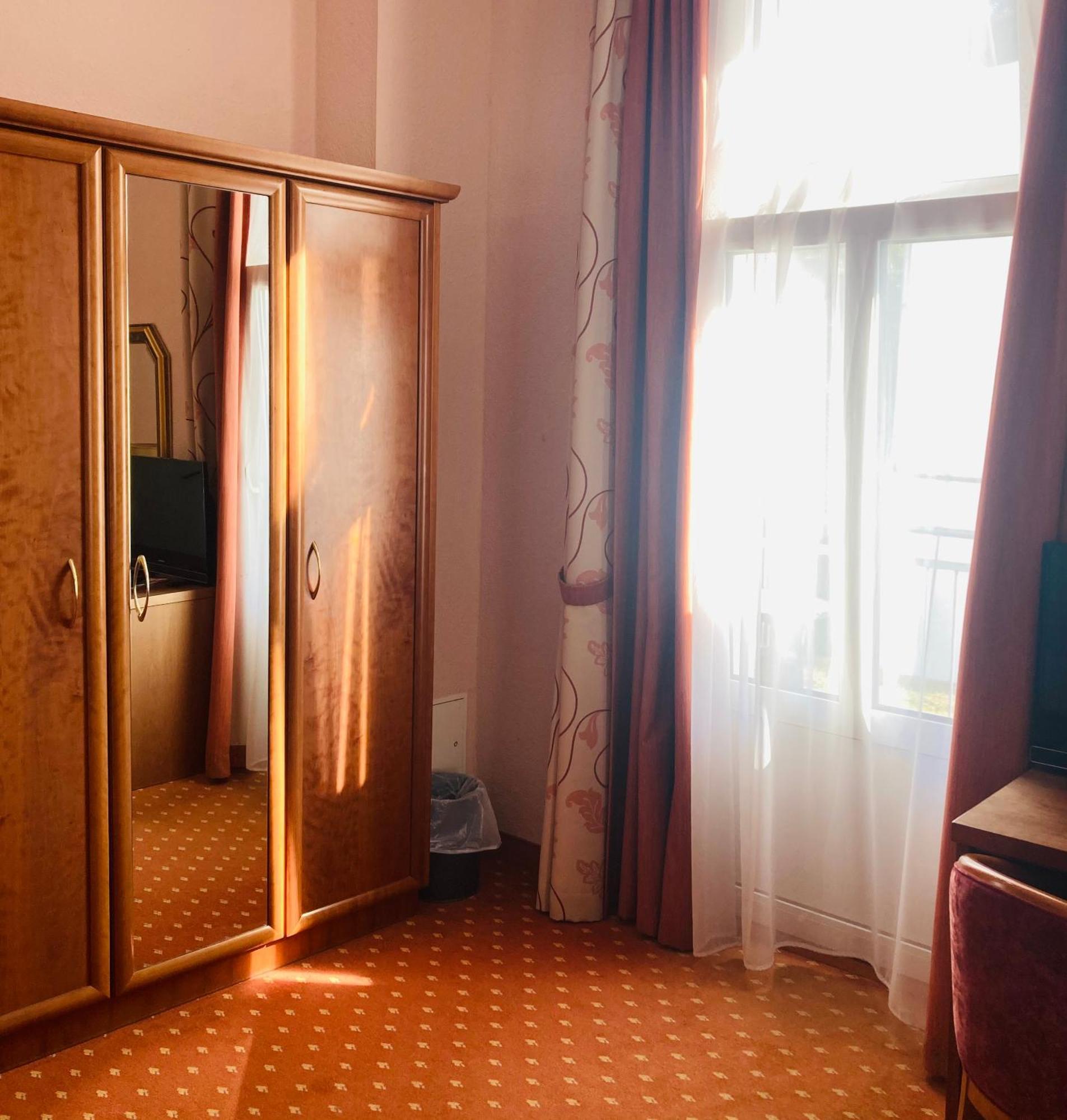 Hotel Germania Херингсдорф Экстерьер фото