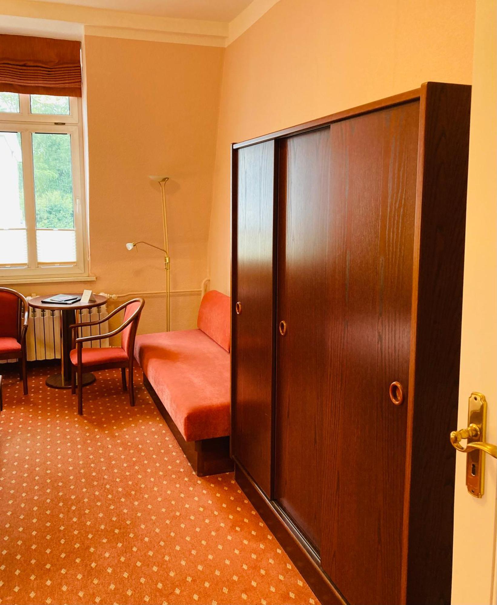 Hotel Germania Херингсдорф Экстерьер фото